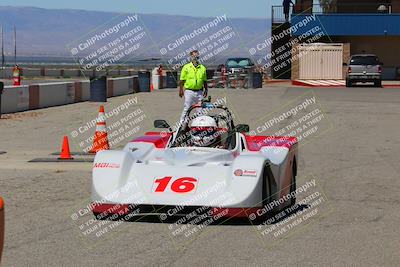 media/Jun-05-2022-CalClub SCCA (Sun) [[19e9bfb4bf]]/Around the Pits/